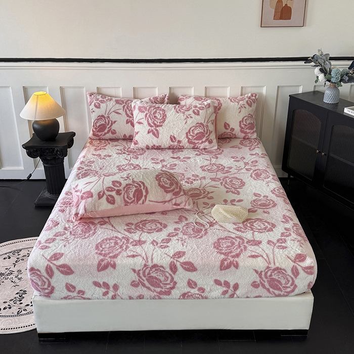 91家纺网 家纺一手货源 找家纺 梵克保罗 2025秋冬新款直播热卖高克重加厚轻奢法式獭兔毛绒牛奶绒美拉德风单床笠单枕套 玫语