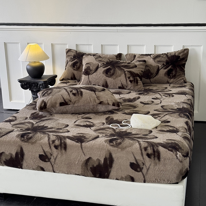 91家纺网 家纺一手货源 找家纺 梵克保罗 2025秋冬新款直播热卖高克重加厚轻奢法式獭兔毛绒牛奶绒美拉德风单床笠单枕套 云杉