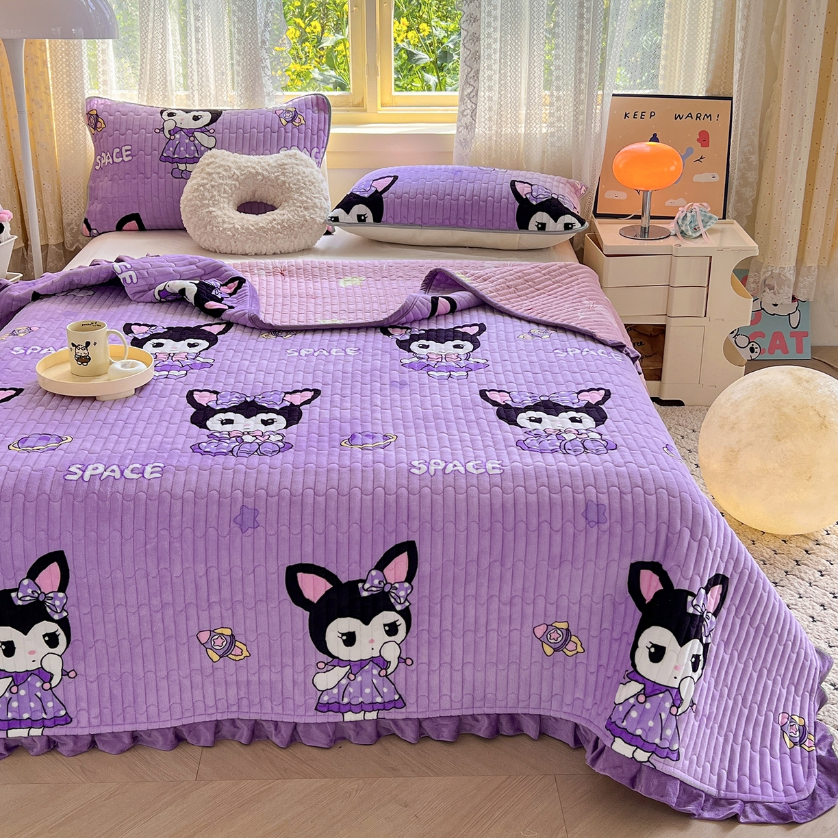 91家纺网 家纺一手货源 找家纺 （总）梵克保罗 2025新款A类牛奶绒夹棉花边韩版印花床盖三件套加厚保暖多功能单床盖