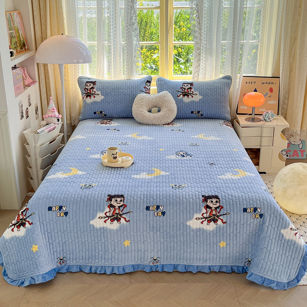 91家纺网 家纺一手货源 找家纺 （总）梵克保罗 2025新款A类牛奶绒夹棉花边韩版印花床盖三件套加厚保暖多功能单床盖