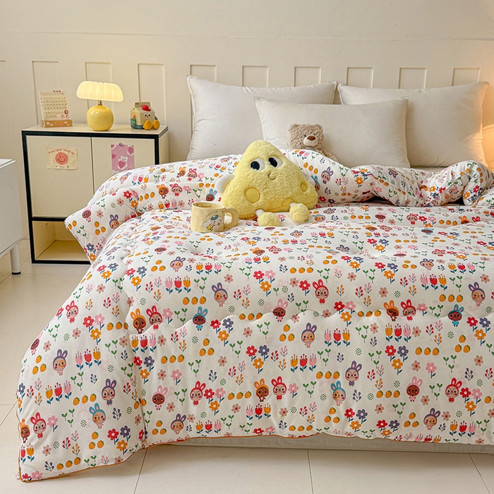 91家纺网 家纺一手货源 找家纺 薇玛仕 2025新款A类牛奶丝针织棉印花大豆被春秋被加厚冬被卡通儿童被 萌宠