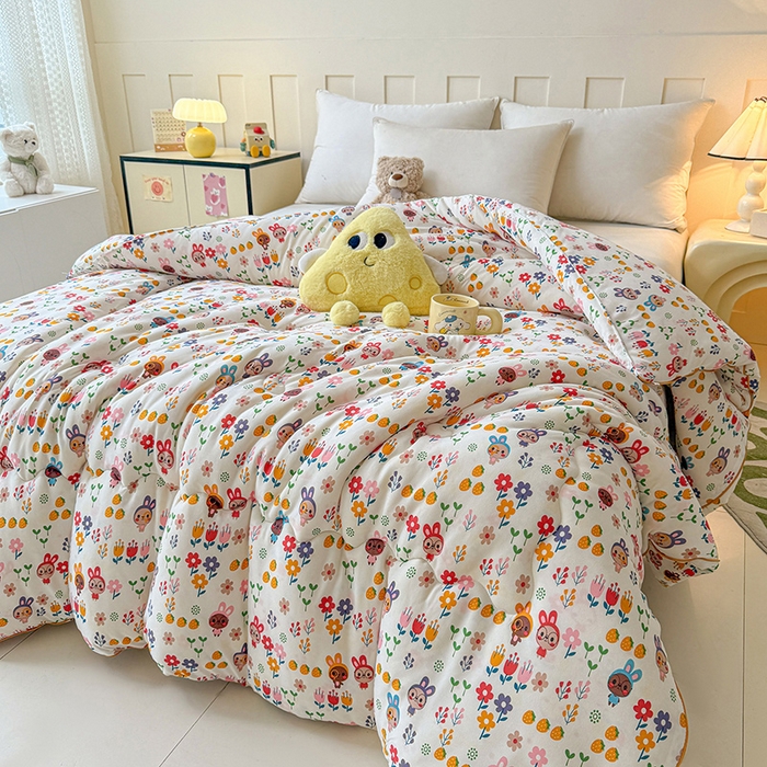 91家纺网 家纺一手货源 找家纺 薇玛仕 2025新款A类牛奶丝针织棉印花大豆被春秋被加厚冬被卡通儿童被 萌宠