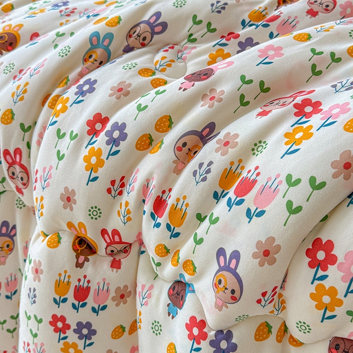 91家纺网 家纺一手货源 找家纺 薇玛仕 2025新款A类牛奶丝针织棉印花大豆被春秋被加厚冬被卡通儿童被 萌宠