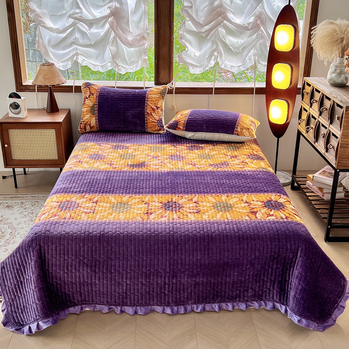 91家纺网 家纺一手货源 找家纺 （总）梵克保罗 2025新款A类牛奶绒夹棉花边韩版印花床盖三件套加厚保暖多功能单床盖