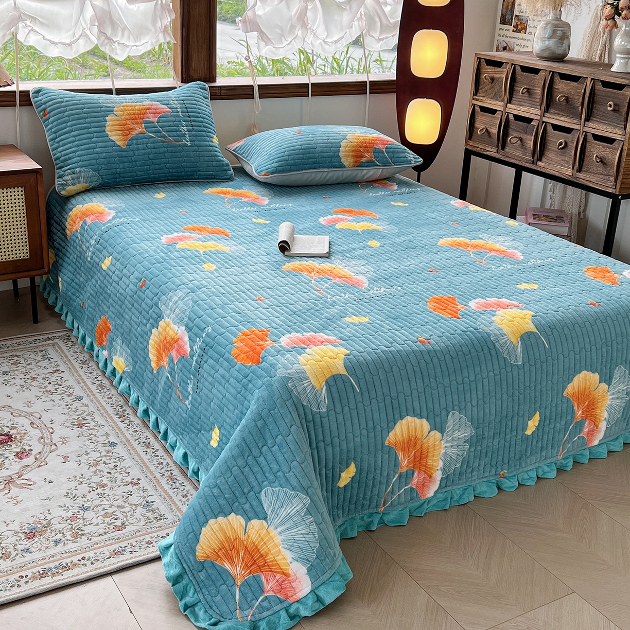 91家纺网 家纺一手货源 找家纺 梵克保罗 2025新款A类牛奶绒夹棉花边韩版印花床盖三件套加厚保暖多功能单床盖 银杏叶-蓝