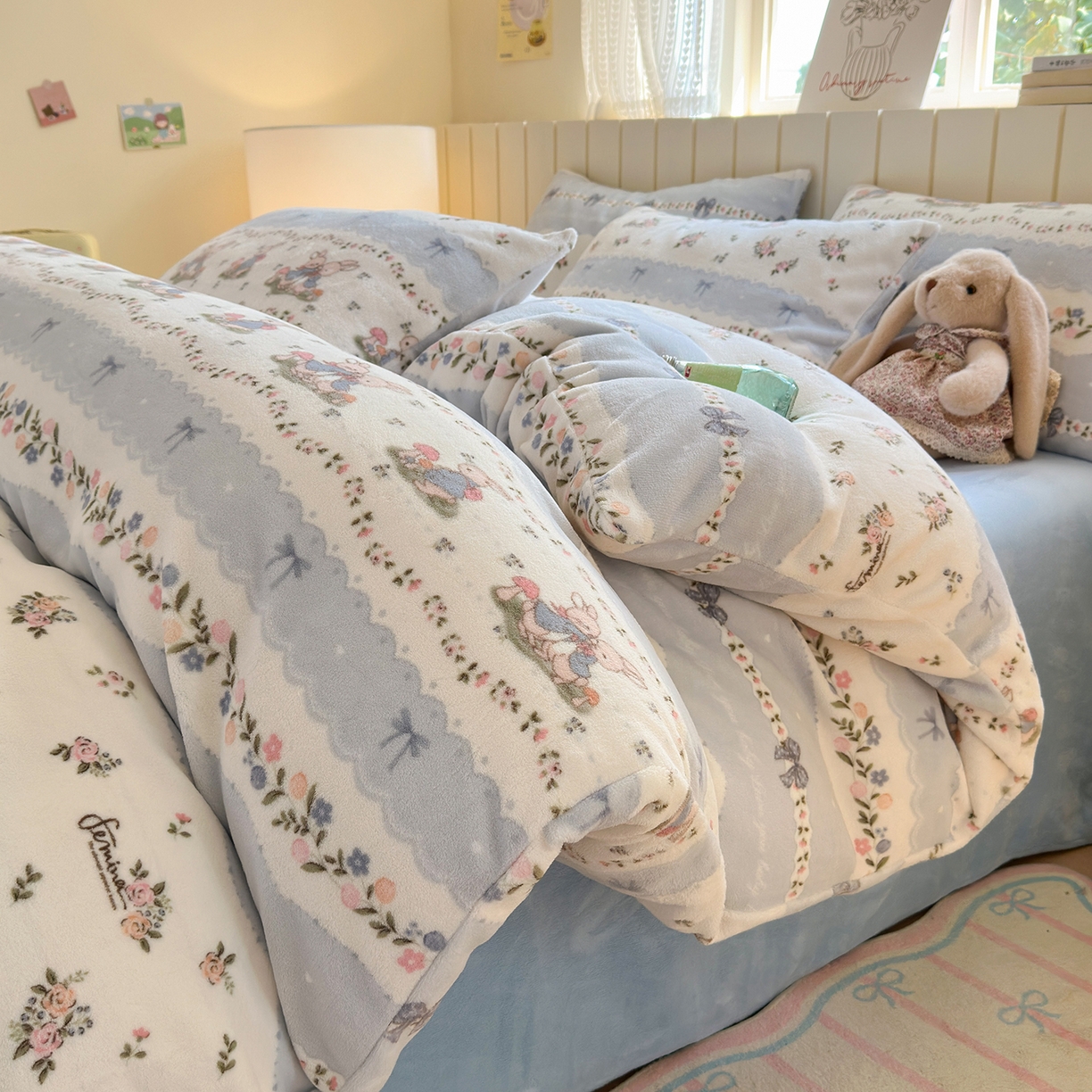 91家纺网 家纺一手货源 找家纺 丽美人家纺 （全尺寸不缺货）2025新款双面高克重牛奶绒被套单件被罩 花边小兔