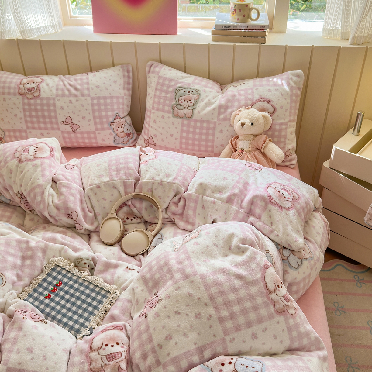 91家纺网 家纺一手货源 找家纺 丽美人家纺 （全尺寸不缺货）2025新款双面高克重牛奶绒被套单件被罩 萌熊日记