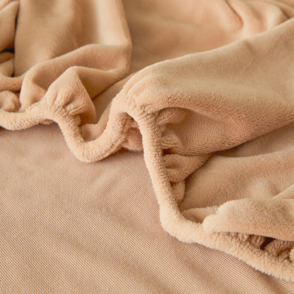 91家纺网 家纺一手货源 找家纺 梵克保罗 2025新款牛奶绒单床笠系列 卡其