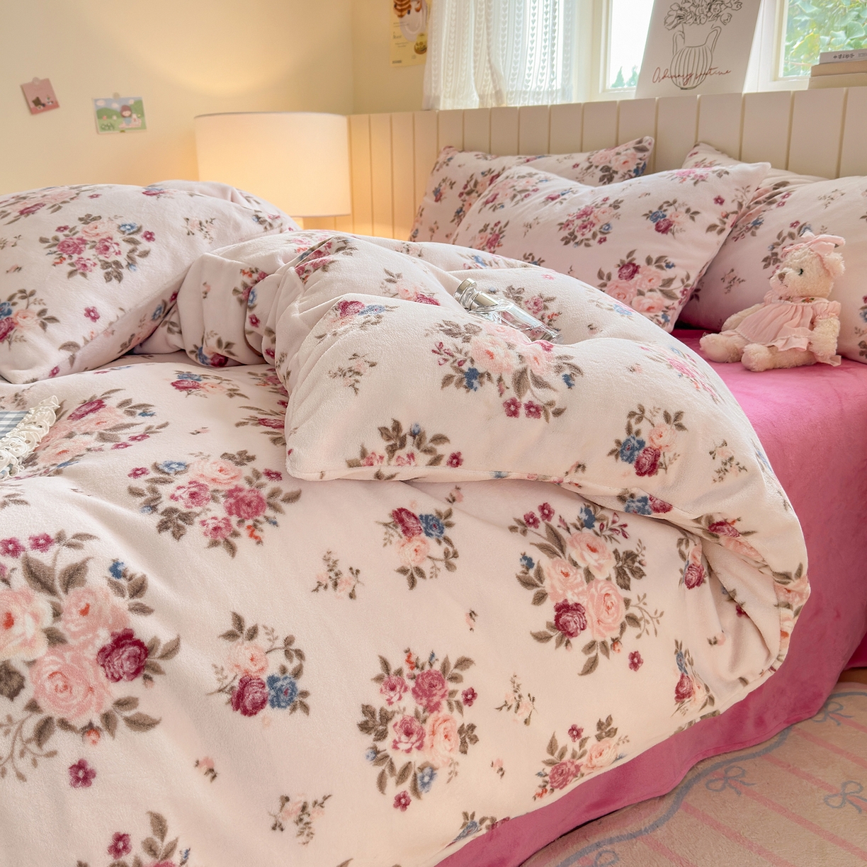 91家纺网 家纺一手货源 找家纺 丽美人家纺 （全尺寸不缺货）2025新款双面高克重牛奶绒被套单件被罩 山茶花语-粉