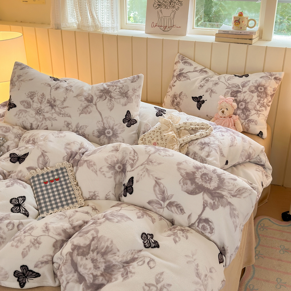 91家纺网 家纺一手货源 找家纺 丽美人家纺 （全尺寸不缺货）2025新款双面高克重牛奶绒被套单件被罩 水墨花蝴蝶