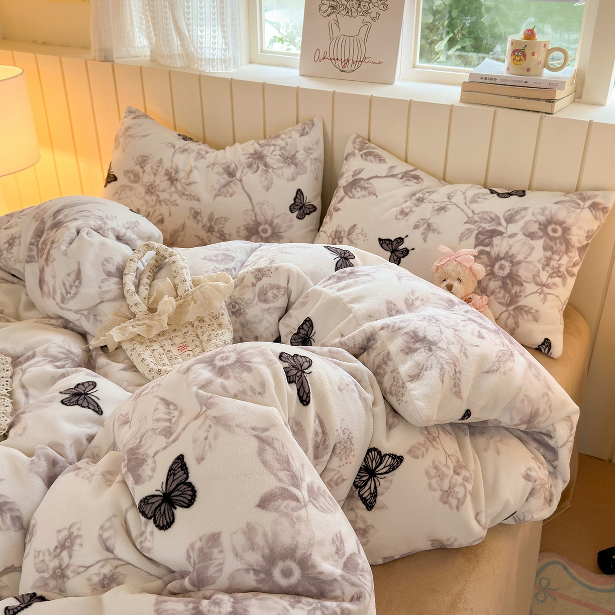 91家纺网 家纺一手货源 找家纺 丽美人家纺 （全尺寸不缺货）2025新款双面高克重牛奶绒被套单件被罩 水墨花蝴蝶