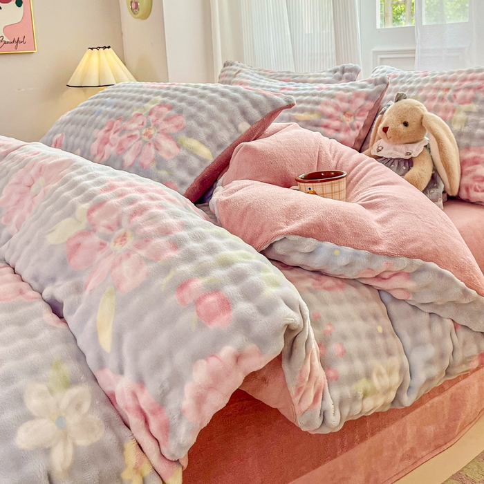 润肤居 2025新款保暖舒适亲肤牛奶绒泡泡四件套 春暖花开蓝