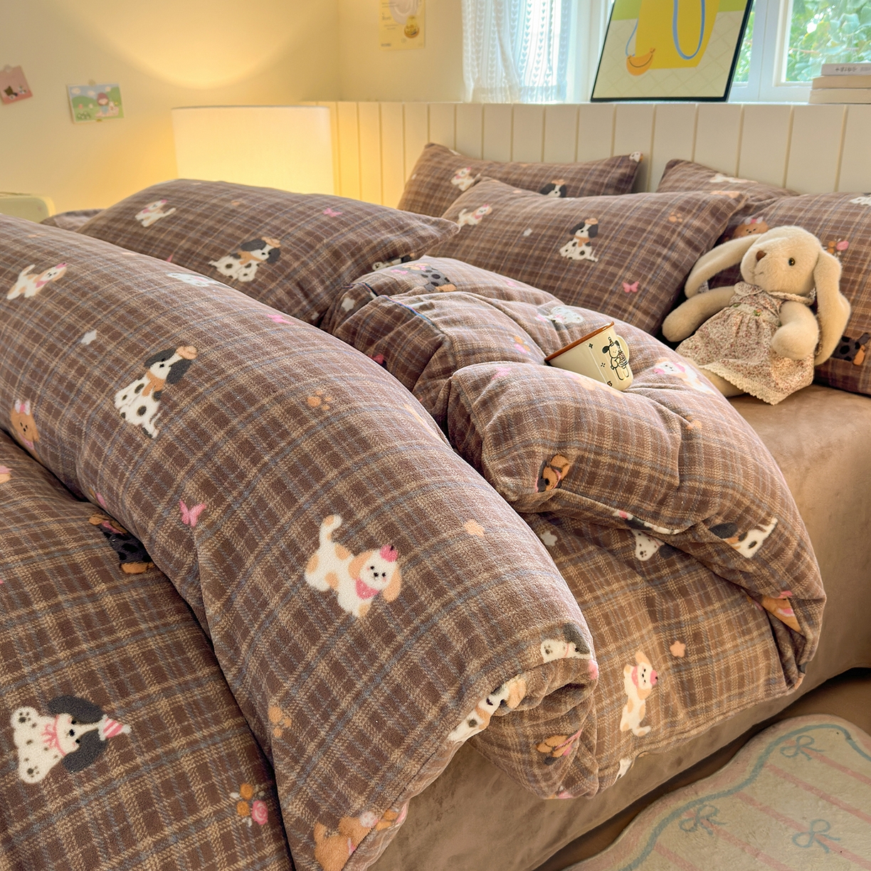 91家纺网 家纺一手货源 找家纺 丽美人家纺 （全尺寸不缺货）2025新款双面高克重牛奶绒被套单件被罩 英伦小狗