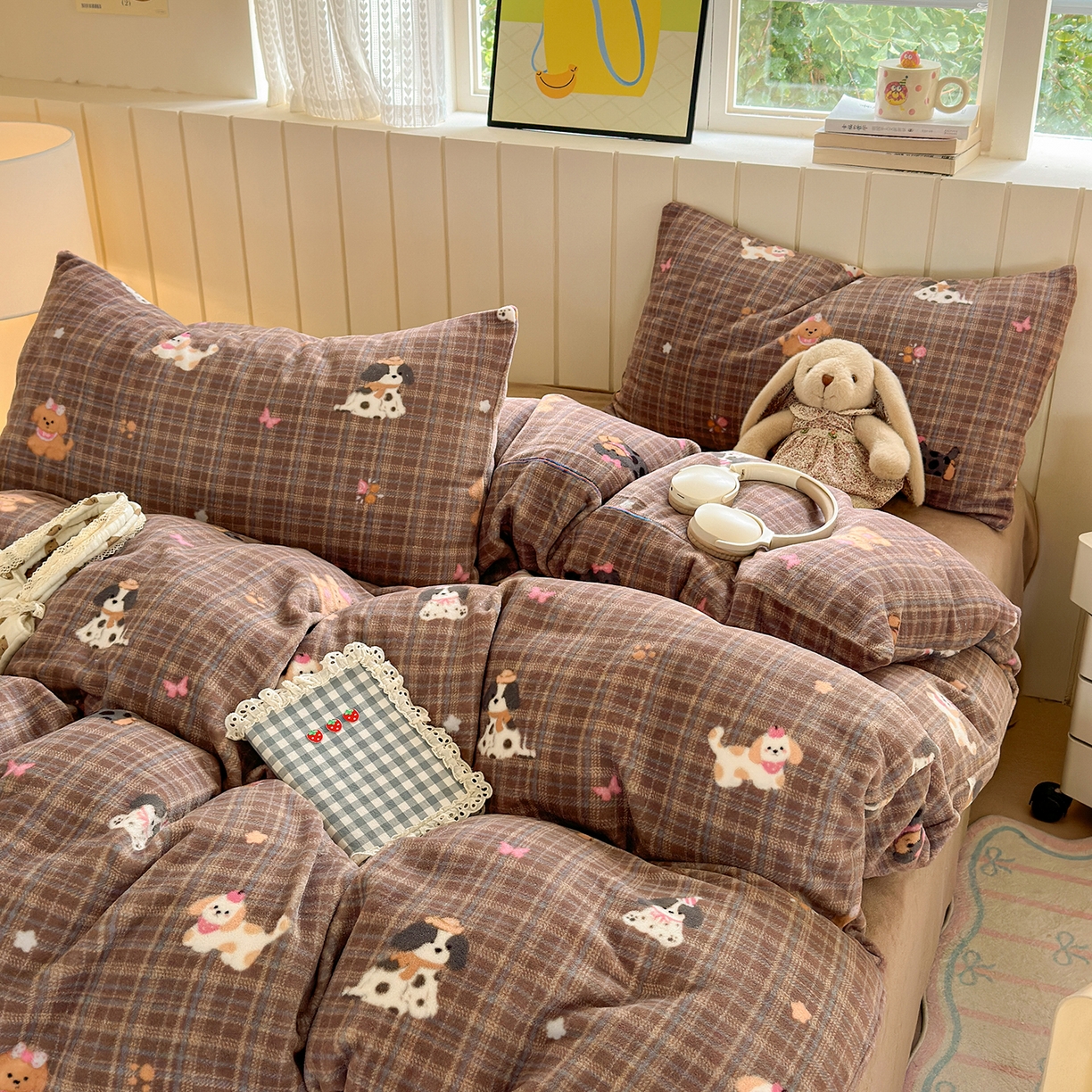 91家纺网 家纺一手货源 找家纺 丽美人家纺 （全尺寸不缺货）2025新款双面高克重牛奶绒被套单件被罩 英伦小狗