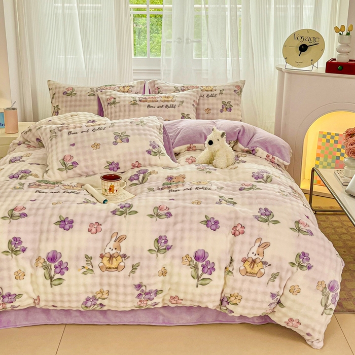 91家纺网 家纺一手货源 找家纺 润肤居 2025新款保暖舒适亲肤牛奶绒泡泡四件套 兔子和熊