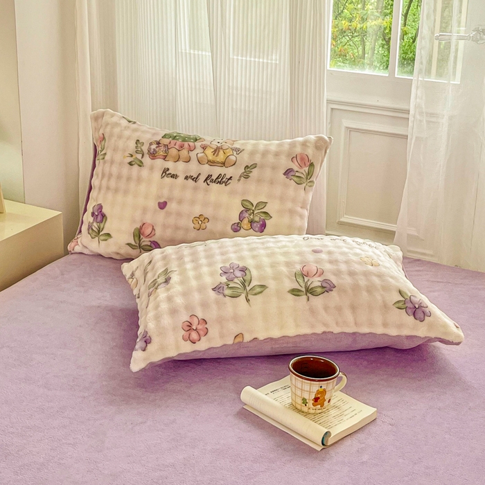 91家纺网 家纺一手货源 找家纺 润肤居 2025新款保暖舒适亲肤牛奶绒泡泡四件套 兔子和熊