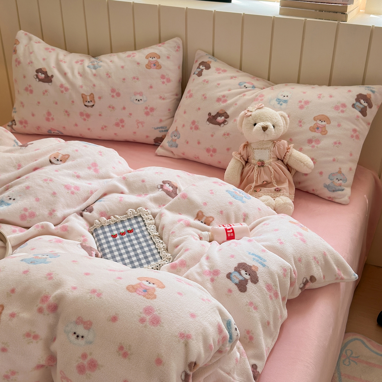 91家纺网 家纺一手货源 找家纺 丽美人家纺 （全尺寸不缺货）2025新款双面高克重牛奶绒被套单件被罩 油画小萌物