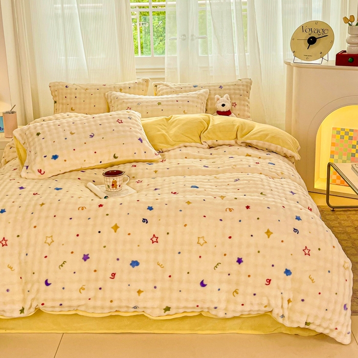 91家纺网 家纺一手货源 找家纺 润肤居 2025新款保暖舒适亲肤牛奶绒泡泡四件套 星月传奇