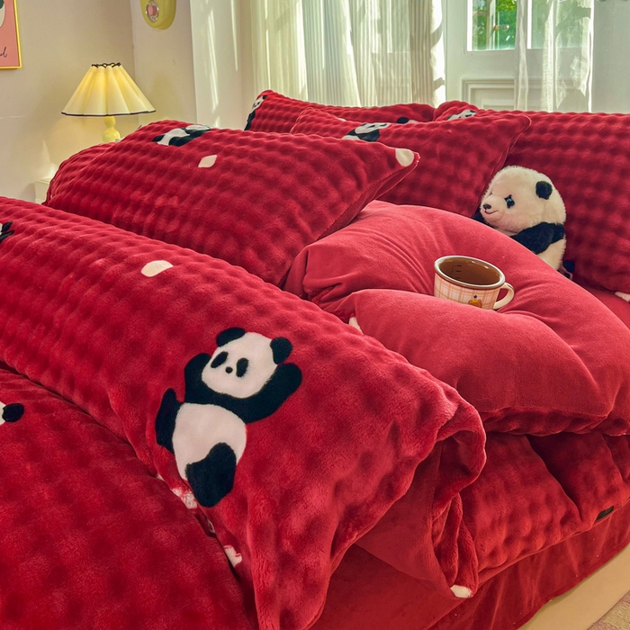 润肤居 2025新款保暖舒适亲肤牛奶绒泡泡四件套 红底熊猫