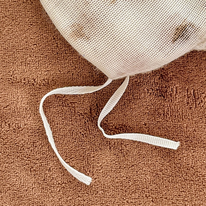 91家纺网 家纺一手货源 找家纺 润肤居 2025新款保暖舒适亲肤牛奶绒泡泡四件套 蝴蝶棕