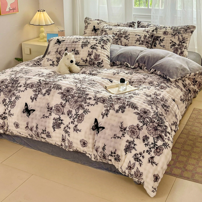 91家纺网 家纺一手货源 找家纺 润肤居 2025新款保暖舒适亲肤牛奶绒泡泡四件套 碟追花