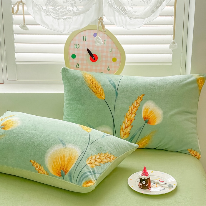 91家纺网 家纺一手货源 找家纺 （总）梵克保罗 2025新款牛奶绒四件套金貂绒法莱绒加厚保暖直播电商热款 支持跨境电商