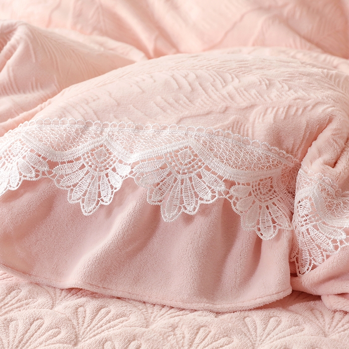 91家纺网 家纺一手货源 找家纺 （总）莫兰家纺 2025新款全消光雕花绒240克14斤床盖款四件套（严格控价卷后不得低于268）