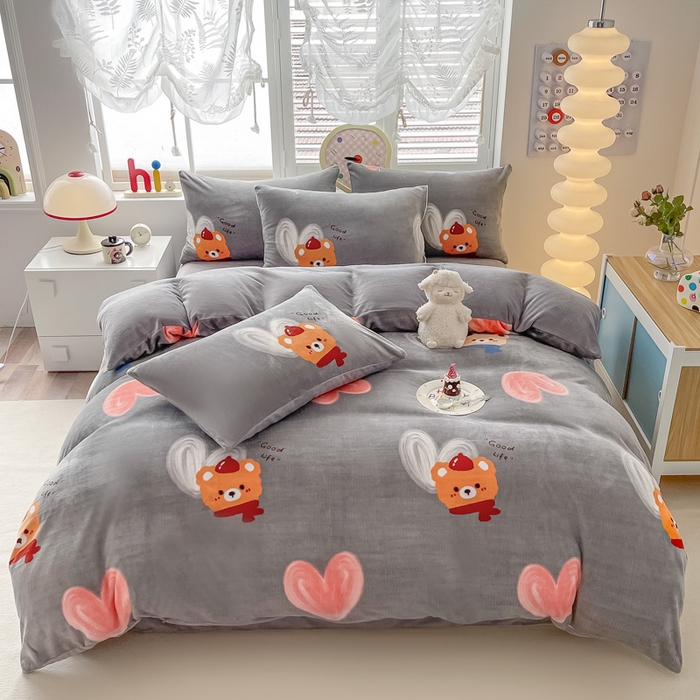 91家纺网 家纺一手货源 找家纺 （总）梵克保罗 2025新款牛奶绒四件套金貂绒法莱绒加厚保暖直播电商热款 支持跨境电商