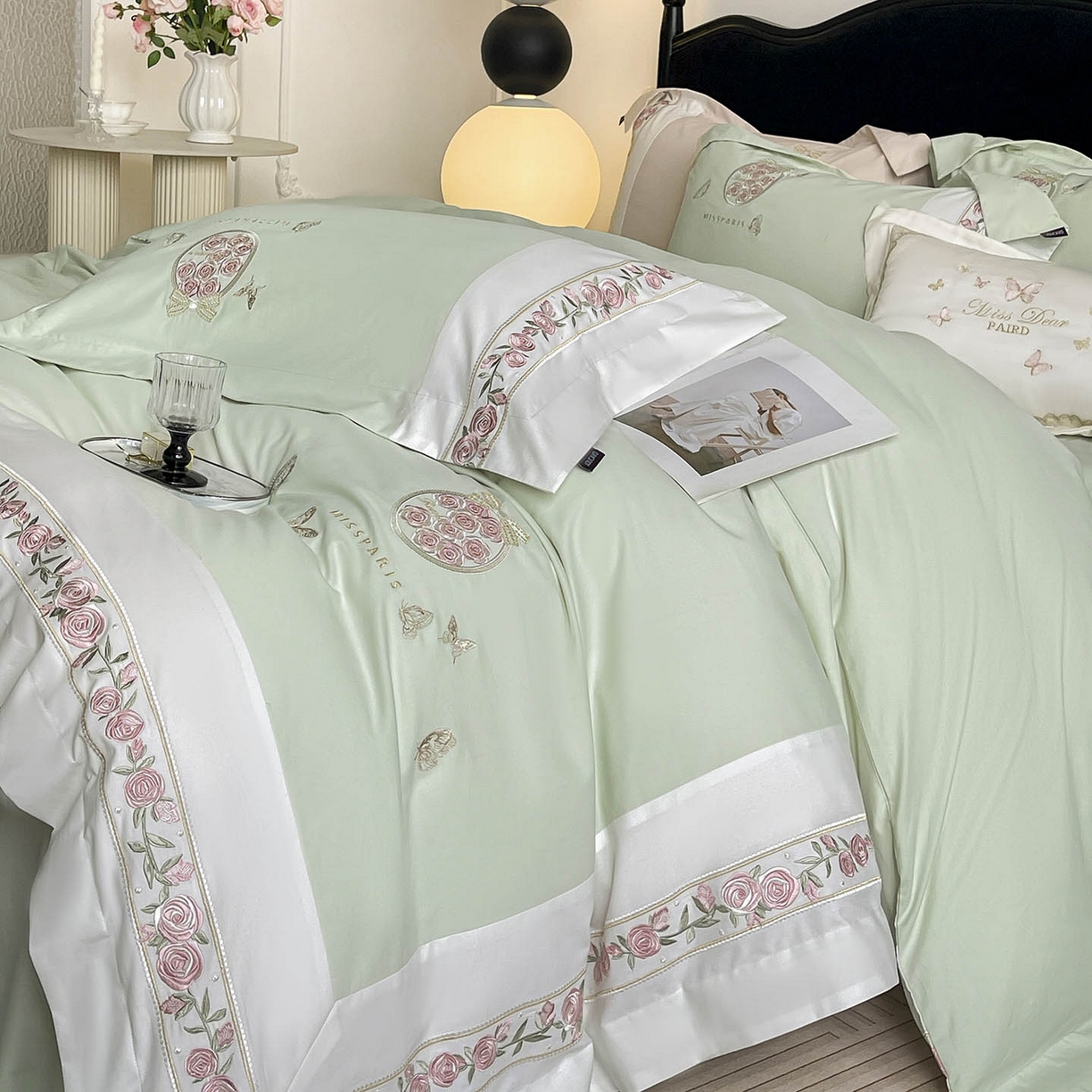 91家纺网 家纺一手货源 找家纺 冬季爆款A类长绒棉加厚磨毛全棉纯棉保暖高端重工刺绣全工艺被套床单轻奢床上用品 花巷-茶绿