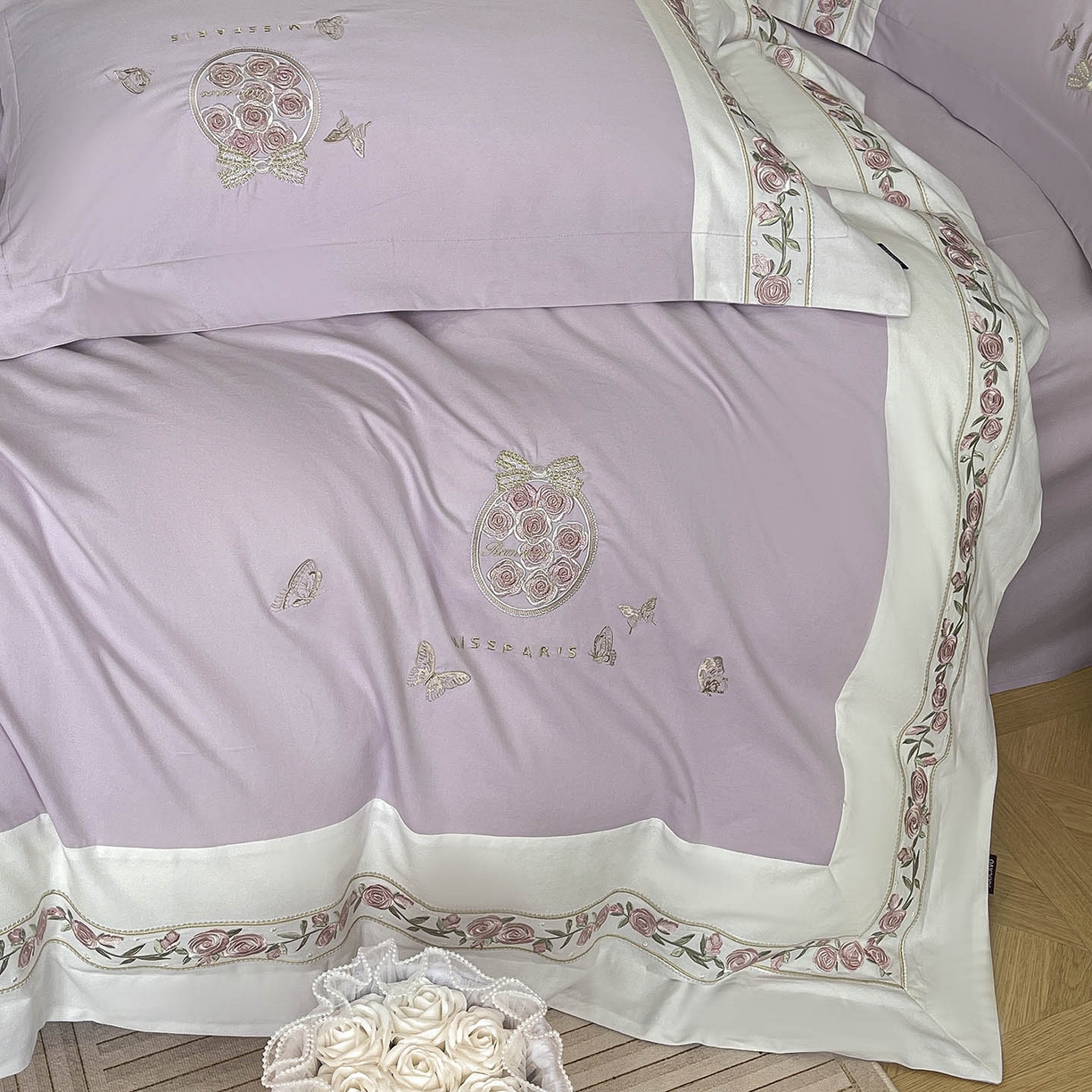 91家纺网 家纺一手货源 找家纺 冬季爆款A类长绒棉加厚磨毛全棉纯棉保暖高端重工刺绣全工艺被套床单轻奢床上用品 花巷-黛紫