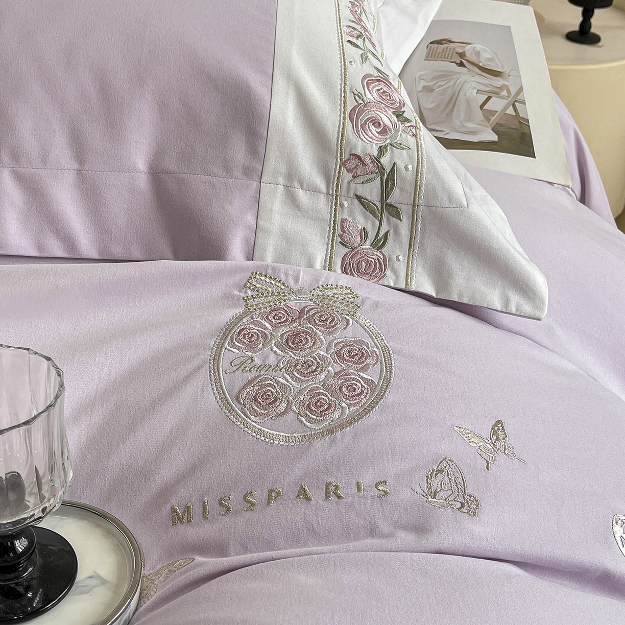 91家纺网 家纺一手货源 找家纺 冬季爆款A类长绒棉加厚磨毛全棉纯棉保暖高端重工刺绣全工艺被套床单轻奢床上用品 花巷-黛紫