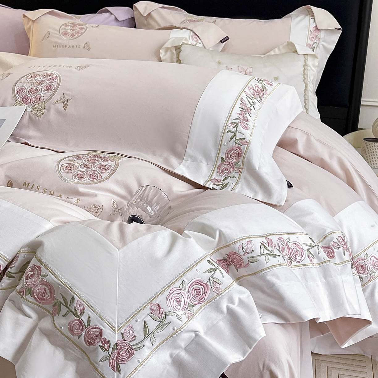 冬季爆款A类长绒棉加厚磨毛全棉纯棉保暖高端重工刺绣全工艺被套床单轻奢床上用品 花巷-颜粉