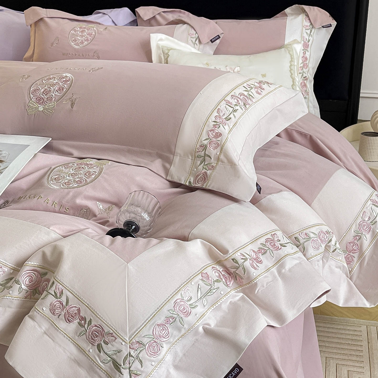 91家纺网 家纺一手货源 找家纺 （总） 冬季爆款A类长绒棉加厚磨毛全棉纯棉保暖高端重工刺绣全工艺被套床单轻奢床上用品