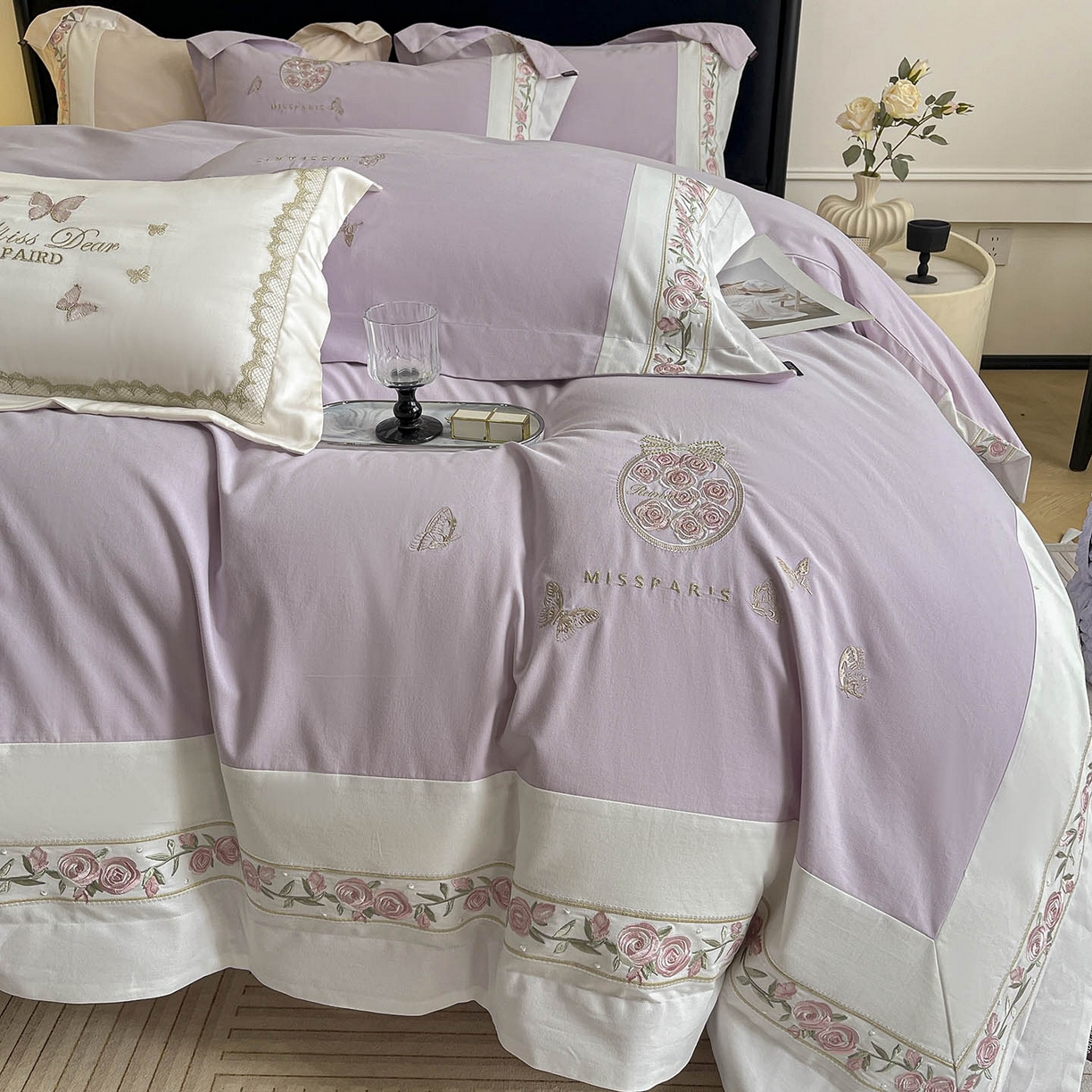 91家纺网 家纺一手货源 找家纺  冬季爆款A类长绒棉加厚磨毛全棉纯棉保暖高端重工刺绣全工艺被套床单轻奢床上用品 花巷-黛紫