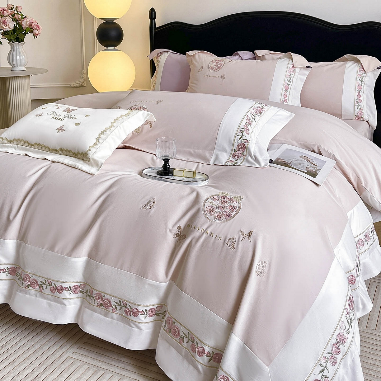 91家纺网 家纺一手货源 找家纺  冬季爆款A类长绒棉加厚磨毛全棉纯棉保暖高端重工刺绣全工艺被套床单轻奢床上用品 花巷-颜粉