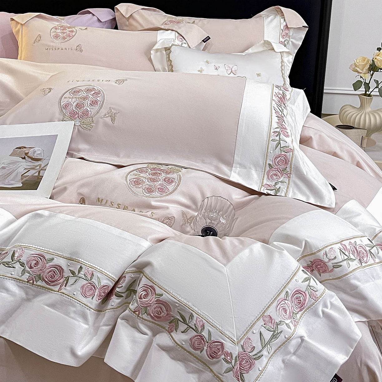  冬季爆款A类长绒棉加厚磨毛全棉纯棉保暖高端重工刺绣全工艺被套床单轻奢床上用品 花巷-颜粉