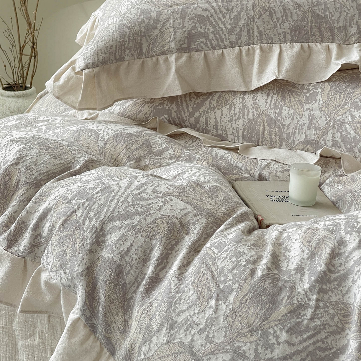 91家纺网 家纺一手货源 找家纺 （总） 法式提花棉麻四件套纯棉全棉复古风花边素色亚麻高端超柔透气高档床上用品