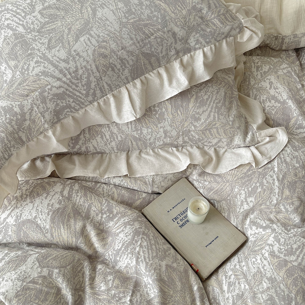 91家纺网 家纺一手货源 找家纺 （总）法式提花棉麻四件套纯棉全棉复古风花边素色亚麻高端超柔透气高档床上用品