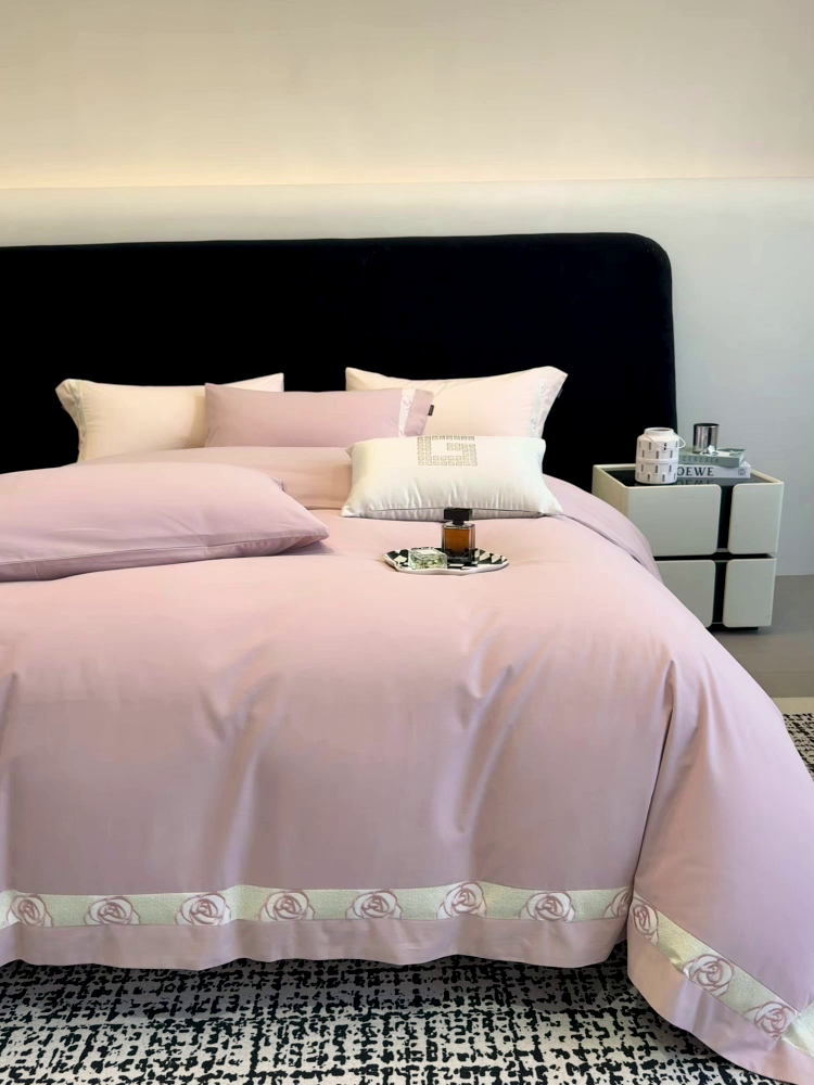 91家纺网 家纺一手货源 找家纺 冬季新款A类长绒棉加厚磨毛全棉纯棉保暖刺绣高端轻奢风被套床单床上用品 花韵-红桃