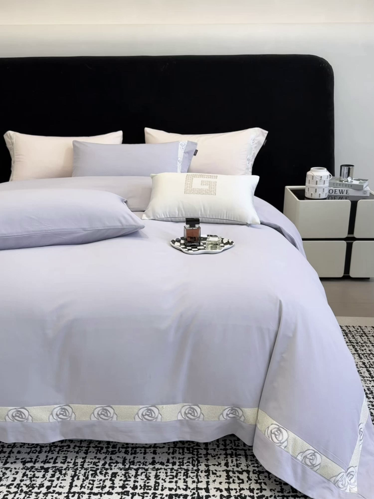 91家纺网 家纺一手货源 找家纺 冬季新款A类长绒棉加厚磨毛全棉纯棉保暖刺绣高端轻奢风被套床单床上用品 花韵-莓蓝