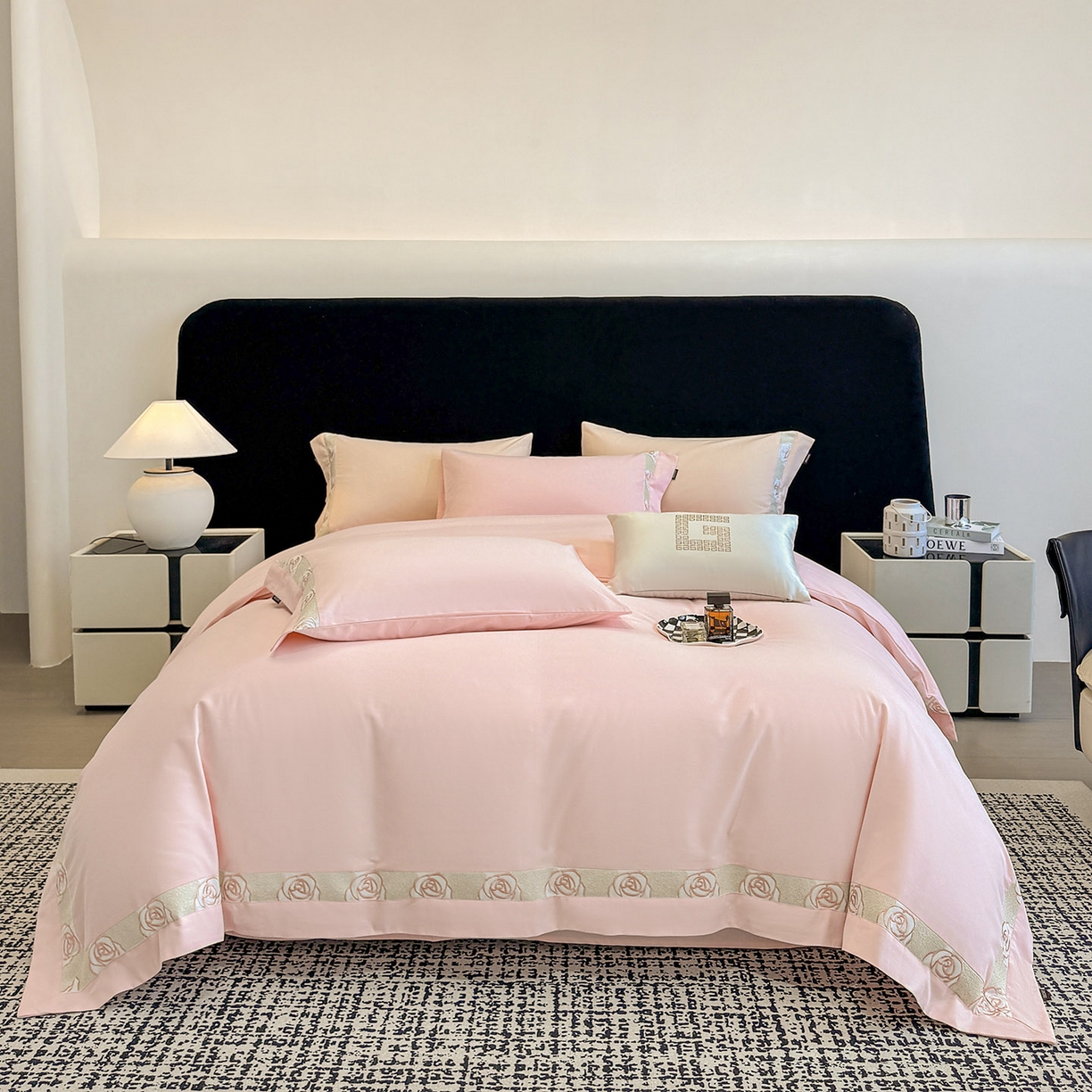 91家纺网 家纺一手货源 找家纺 冬季新款A类长绒棉加厚磨毛全棉纯棉保暖刺绣高端轻奢风被套床单床上用品 花韵-颜粉