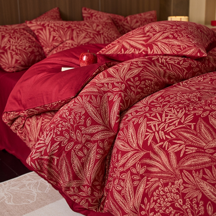 91家纺网 家纺一手货源 找家纺 安莱生活 2025新品全棉色织提花（大红婚庆 ）四件套 叶语传喜