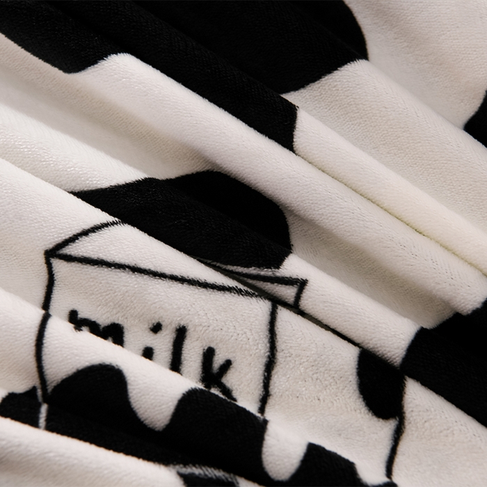 91家纺网 家纺一手货源 找家纺 紫月轩家纺 2025新款A类牛奶绒小清新印花四件套 奶牛派对