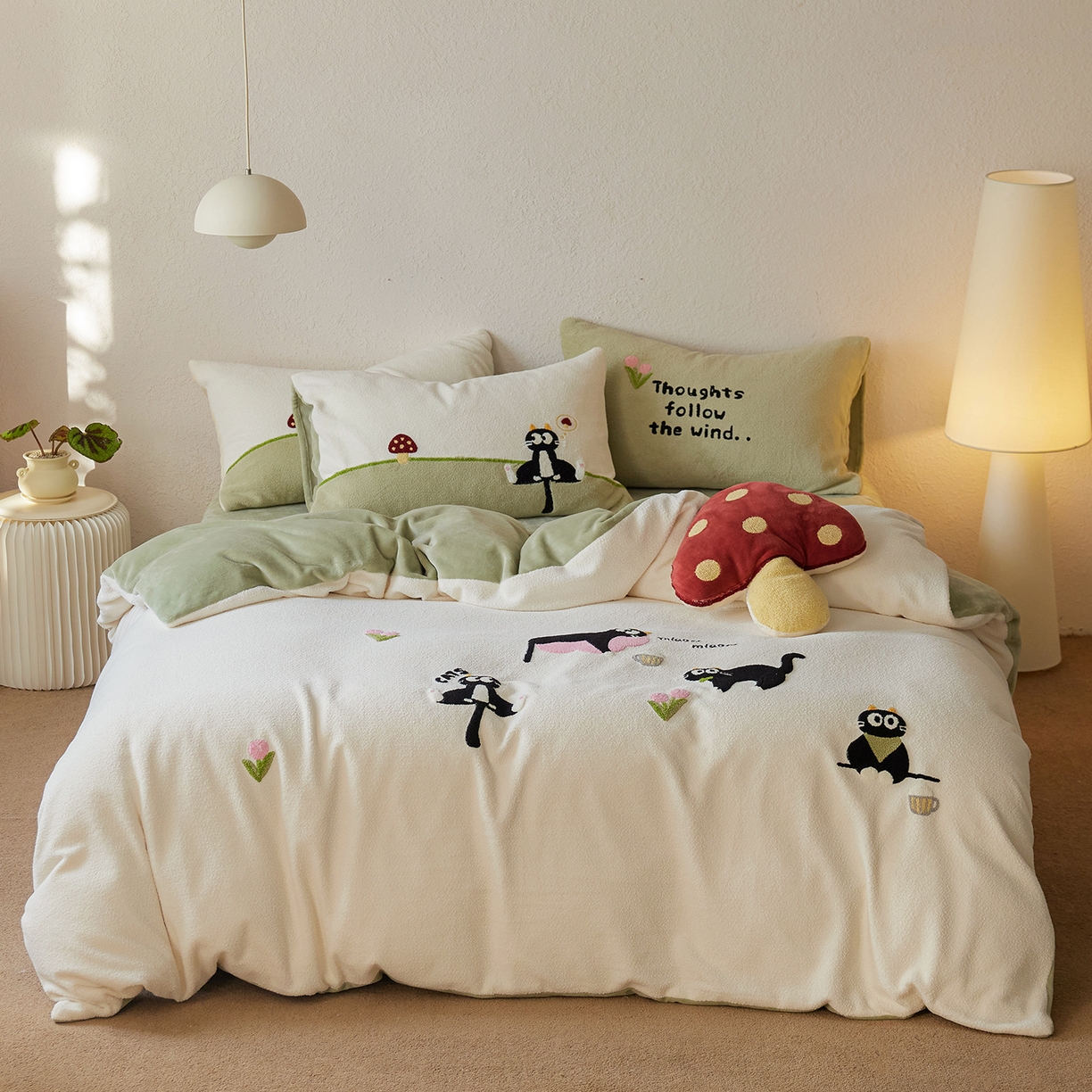 91家纺网 家纺一手货源 找家纺 （总）安莱生活 2025新款暖呢绒毛巾绣四件套（萌趣家宠系）-风格1