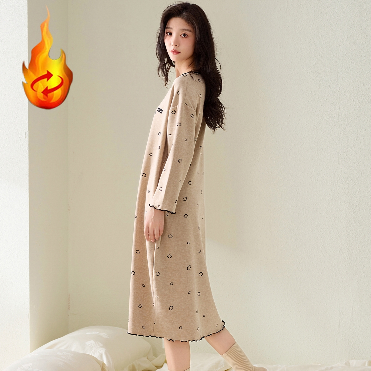 91家纺网 家纺一手货源 找家纺 （总）洛兰沙家居馆 2025新款睡裙女冬季保暖长袖睡衣裙宽松休闲学生套头家居服可外穿