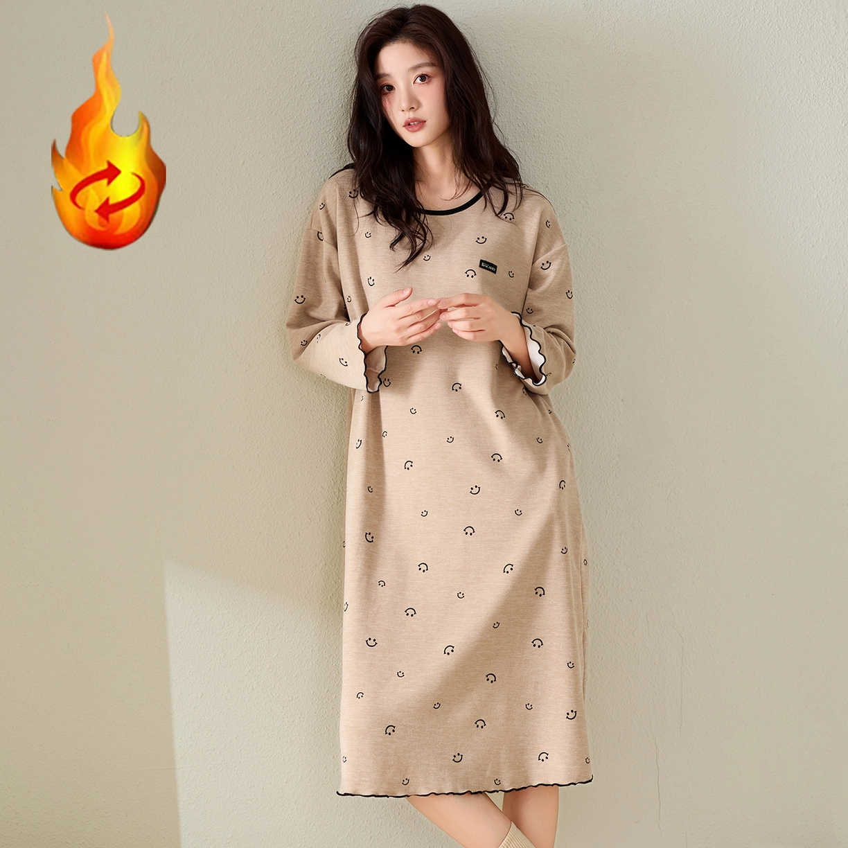 91家纺网 家纺一手货源 找家纺 洛兰沙家居馆 2025新款睡裙女冬季保暖长袖睡衣裙宽松休闲学生套头家居服可外穿 42286