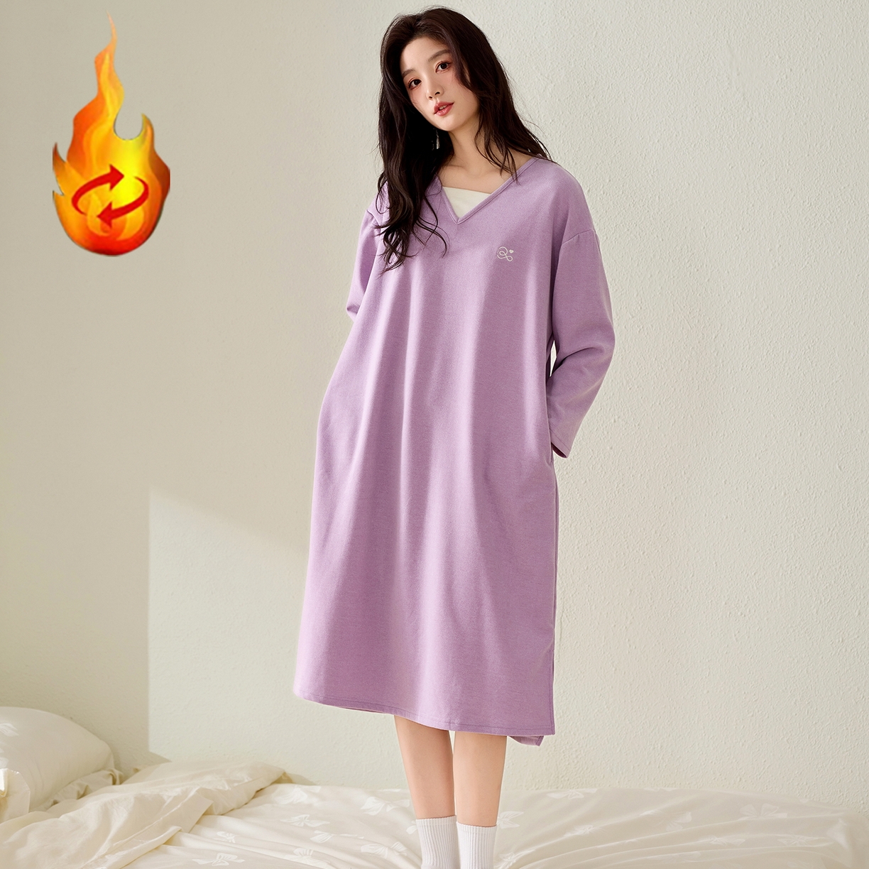 91家纺网 家纺一手货源 找家纺 洛兰沙家居馆 2025新款睡裙女冬季保暖长袖睡衣裙宽松休闲学生套头家居服可外穿 42288