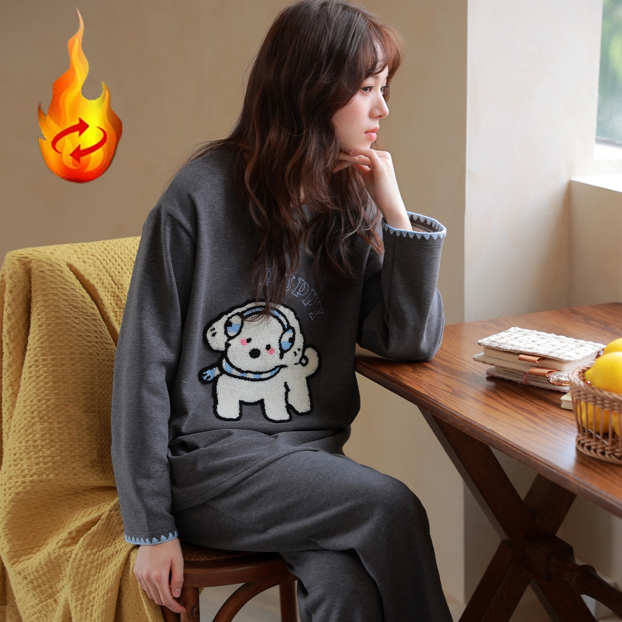 91家纺网 家纺一手货源 找家纺 洛兰沙家居馆 只代发德绒加厚300克春秋新款女款套头居家睡裙休闲宽松家居服 42322