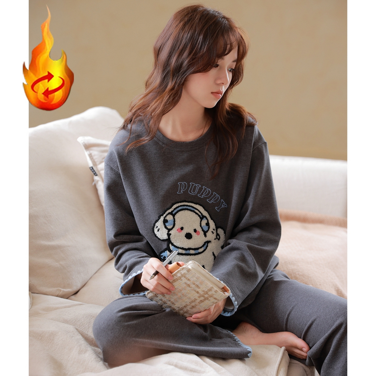 91家纺网 家纺一手货源 找家纺 洛兰沙家居馆 只代发德绒加厚300克春秋新款女款套头居家睡裙休闲宽松家居服 42322