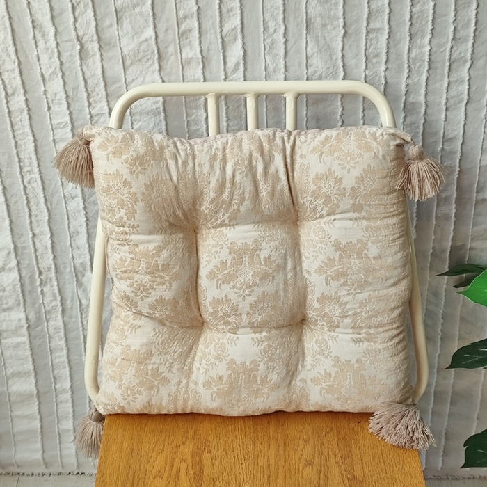 91家纺网 家纺一手货源 找家纺 （总）李帅家居 2025新款双层纱提花吊穗坐垫